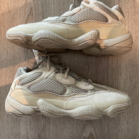 Yeezy boost 500 Taupe - Picture 3 of 8